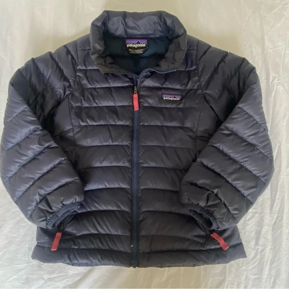 Patagonia Kids Navy Blue Puffer Jacket with Red Zipper Pulls